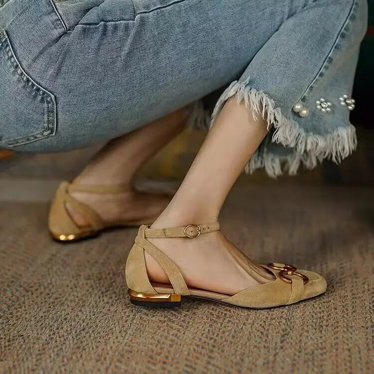 Valenza™| Mathilda Closed Buckle Sandals